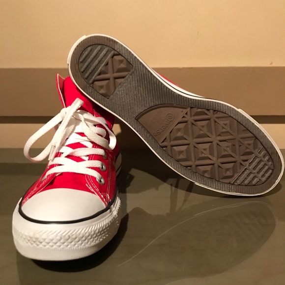 Sold ❌Converse Chuck Taylor High Top Red - Picture 5 of 8